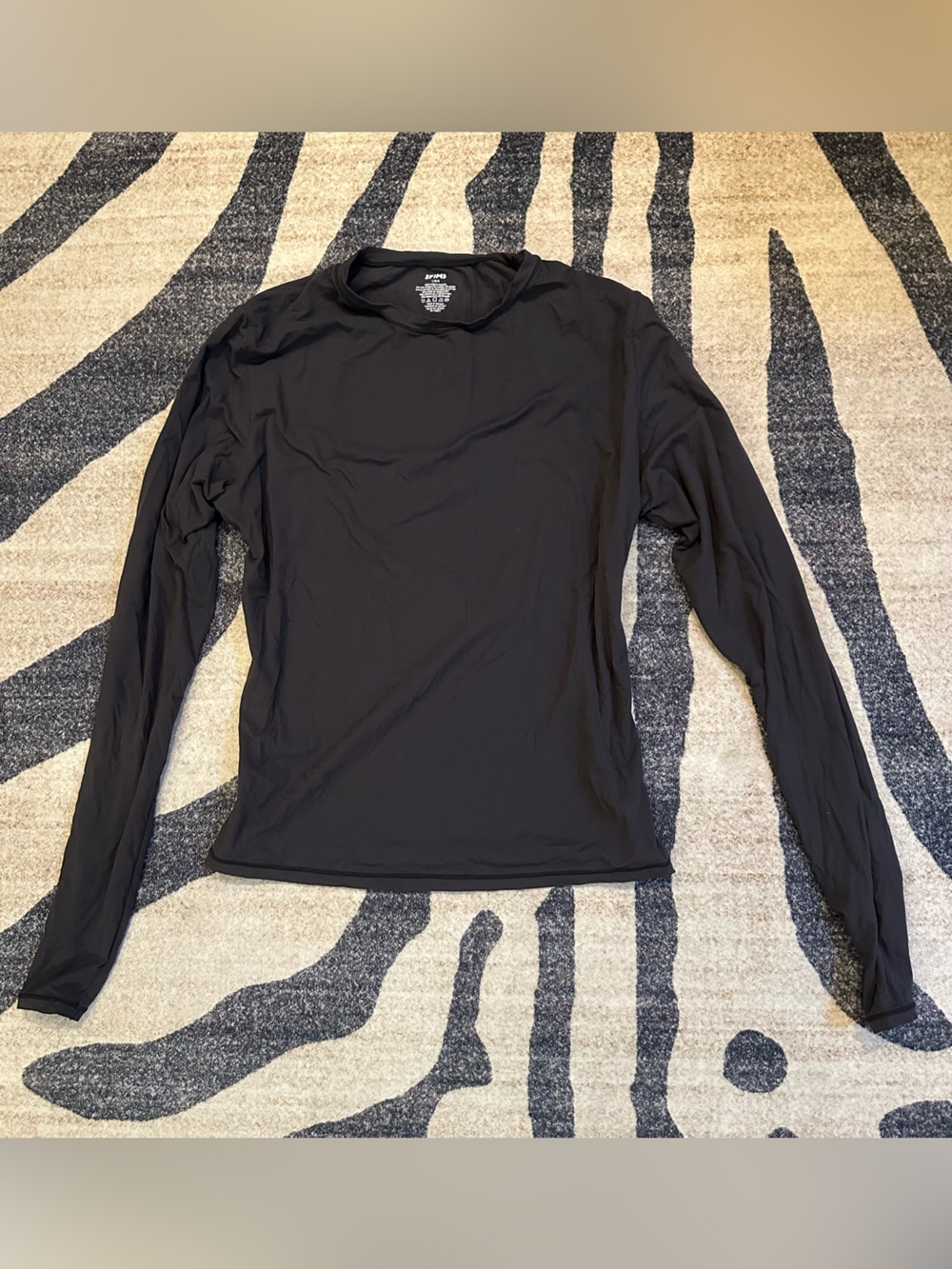 SKIMS "Fits Everybody" Long Sleeve T-Shirt